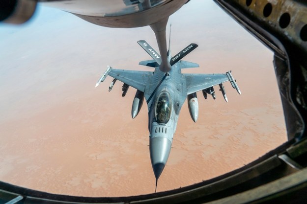 Amerykański F-16 na zdjęciu ilustracyjnym /ROSLYN WARD /East News/AFP