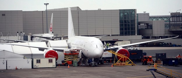 Amerykański nadzór lotniczy zatwierdził zmodyfikowany system akumulatora do samolotów Boeing 787 Dreamliner /CJ GUNTHER /PAP/EPA