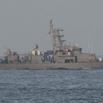 Amerykański okręt wojenny oddał strzały ostrzegawcze w kierunku irańskiej łodzi