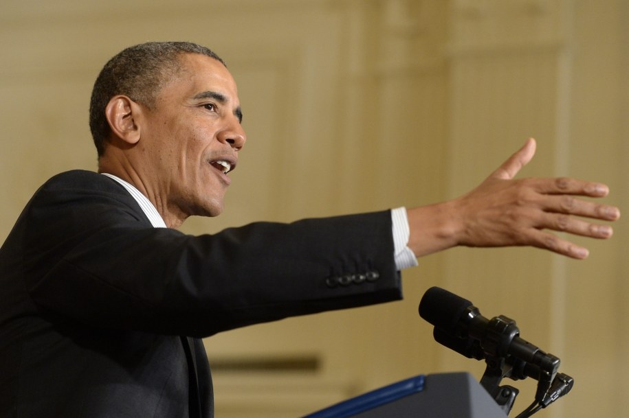 Amerykański prezydent zapewnił o swoim poparciu dla nowych władz Ukrainy /MICHAEL REYNOLDS    /PAP/EPA