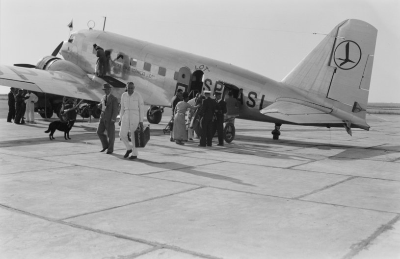Amerykański samolot pasażerski DC-2 w barwach LOT /Biblioteka Kongresu USA /domena publiczna