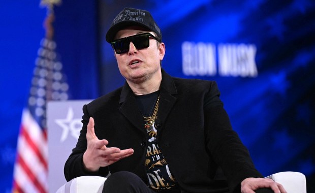 Amerykańskie agencje federalne stawiły opór Elonowi Muskowi
