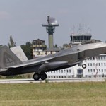 Amerykańskie myśliwce F-22 dotarły do Polski. Wielkie powitanie