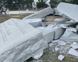 "Amerykańskie Stonehenge" zniszczone po eksplozji 