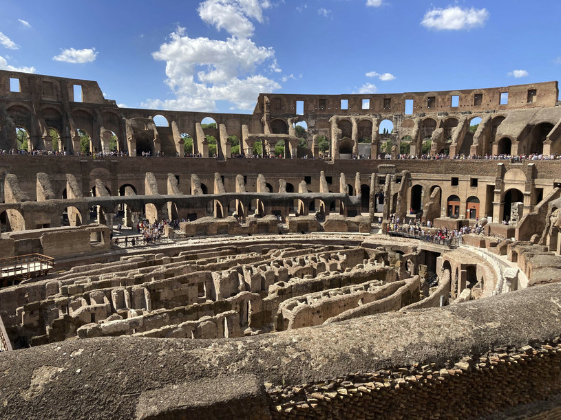 Amfiteatr Flawiuszów w Rzymie zwany Koloseum /Victor Malafronte/STAR MAX/IPx/Associated Press /East News