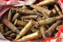 Amunicja znaleziona przy torach