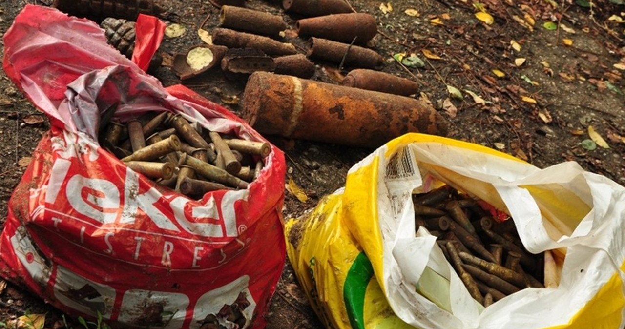 Amunicja znaleziona przy torach