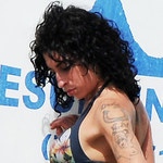 Amy Winehouse odbija się od dna?