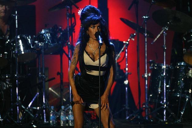 Amy Winehouse to kolejna ofiara używek fot. Gareth Cattermole /Getty Images/Flash Press Media