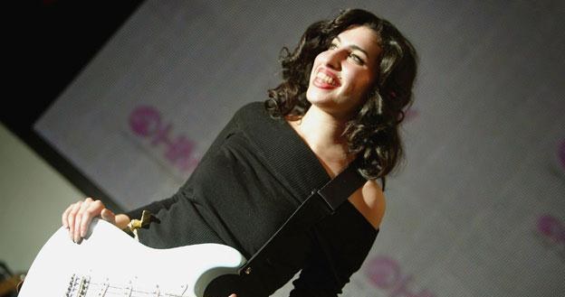 Amy Winehouse w 2004 roku: Zanim używki odcisnęły na niej piętno fot. fot. Bruno Vincent /Getty Images/Flash Press Media