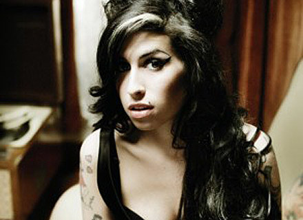 Amy Winehouse wybrała odwyk? /Universal Music Polska