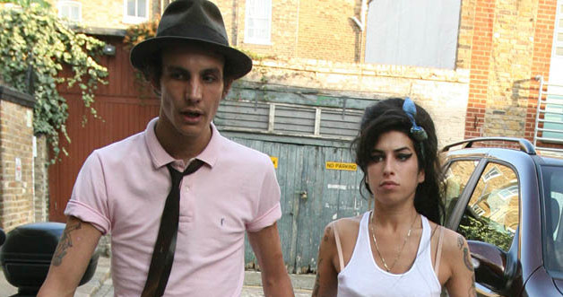 Amy Winehouse z mężem &nbsp; /Splashnews