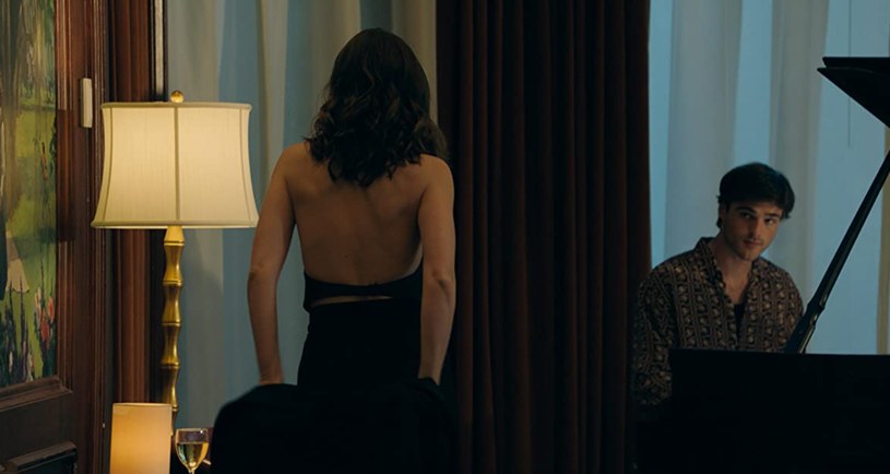 Ana de Armas i Jacob Elordi w filmie "Głęboka woda" /materiały prasowe