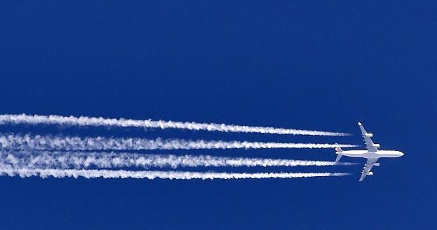 Analitycy transportu lotniczego stawiaja na małe samoloty tanich linii /AFP