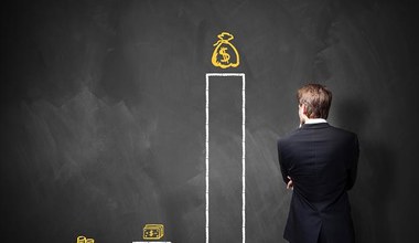 Analiza Interii: Skąd wzięły się kłopoty banków Czarneckiego?