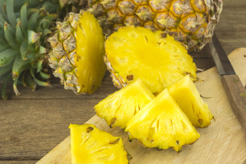 Ananas odchudza i leczy infekcje stawów oraz układu oddechowego /123RF/PICSEL