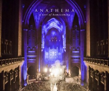 Anathema w katedrze ("A Sort of Homecoming")