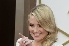 And the winner is... Kate Hudson!