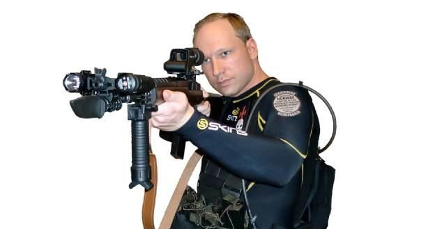 Anders Behring Breivik nie był pierwszym szaleńcem udzielającym się w sieci. I na pewno nie ostatnim /AFP