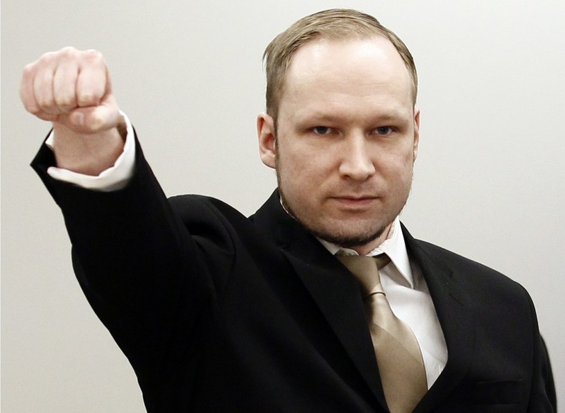 Anders Breivik skarży się na łamanie praw człowieka /AFP