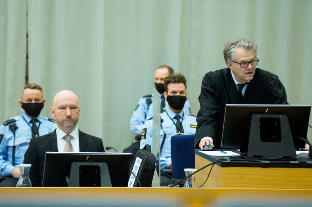 Anders Breivik w sądzie /Ole Berg-Rusten / POOL /PAP/EPA
