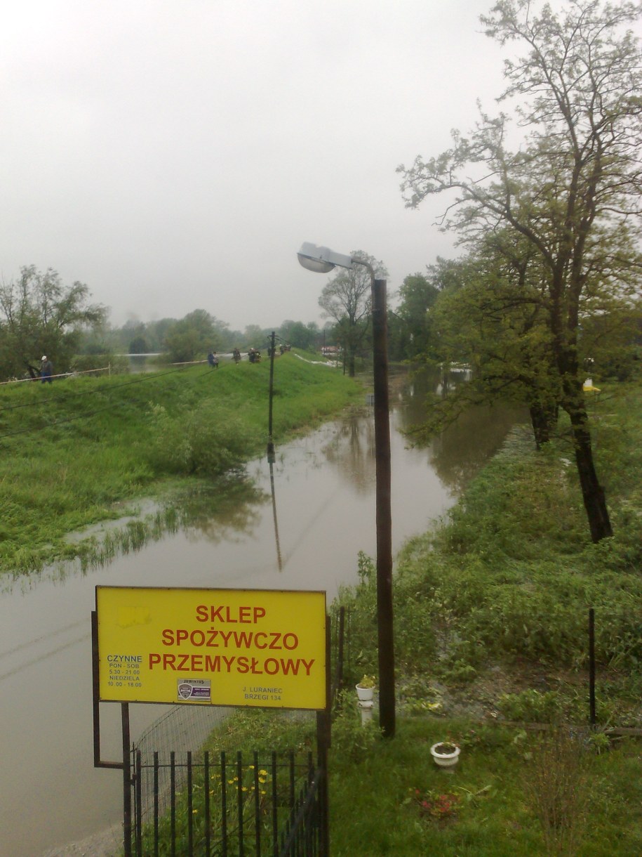 &nbsp; &nbsp; /poboczem.pl