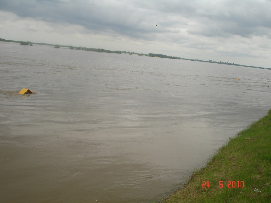 &nbsp; &nbsp; /poboczem.pl