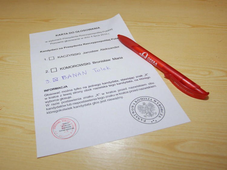 &nbsp; &nbsp; /emi /Gorąca Linia RMF FM