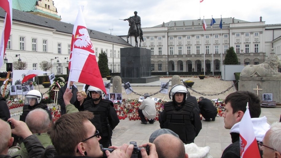 &nbsp; &nbsp; /poboczem.pl