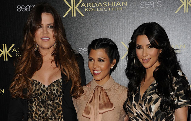 &nbsp; &nbsp; /Od lewej: Khloe, Kourtney i Kim Kardashian. Fot. Jason Merritt /Getty Images/Flash Press Media