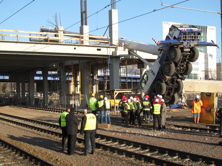 &nbsp; &nbsp; /poboczem.pl