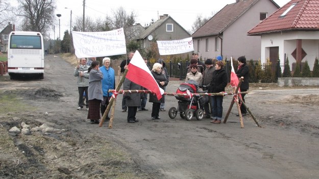 &nbsp; &nbsp; /poboczem.pl