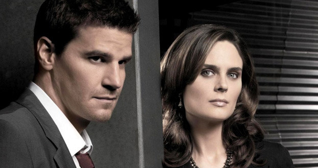 &nbsp; Booth (David Boreanaz) i Brennan (Emily Deschanel) /materiały prasowe