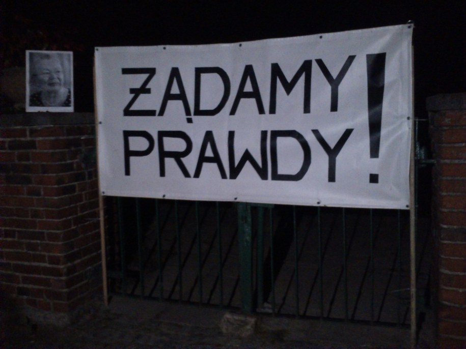 &nbsp; Brama Cmentarza Centralnego Srebrzysko w Gdańsku /Kuba Ka?uga /RMF FM