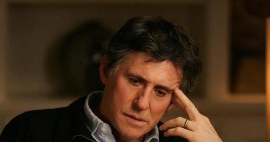 &nbsp; Gabriel Byrne jako dr Paul Watson /HBO