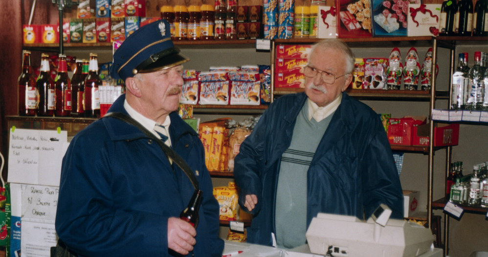 &nbsp; Gustaw Lutkiewicz i Jerzy Turek w serialu "Złotopolscy" /Mikulski /AKPA