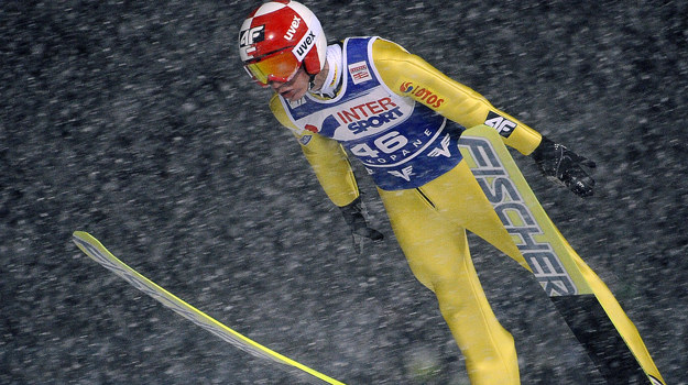 Kamil Stoch triumfował w Zakopanem! Kamil Stoch podczas skoku w Zakopanem /AFP