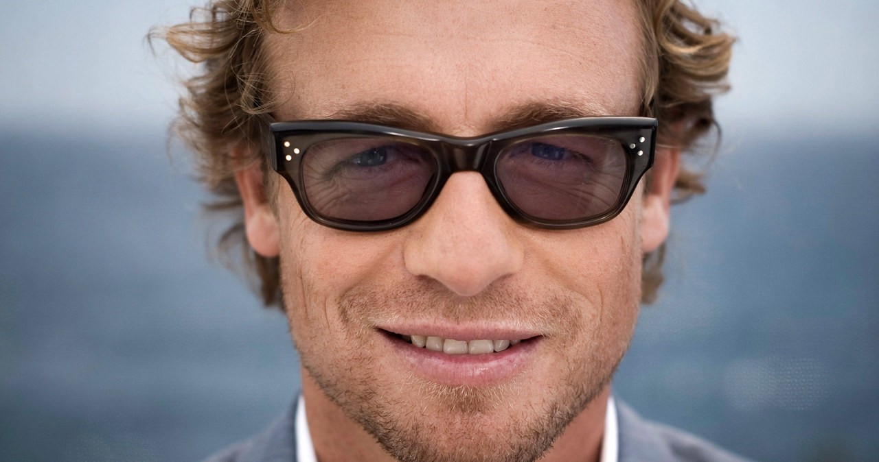 &nbsp; Patrick Jane (Simon Baker) szuka brata swej tragicznie zmarłej żony /Francois Durand /Getty Images/Flash Press Media