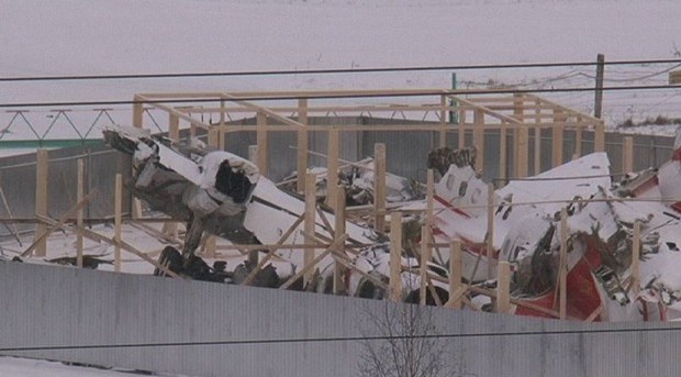 &nbsp; Prowizoryczna konstrukcja nad wrakiem Tu-154M /Przemysław Marzec /RMF FM