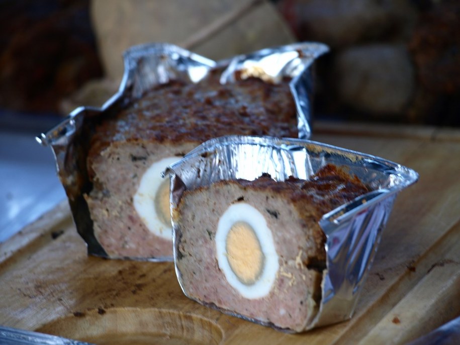 &nbsp; Wielkanocny klops z jajkiem /poboczem.pl