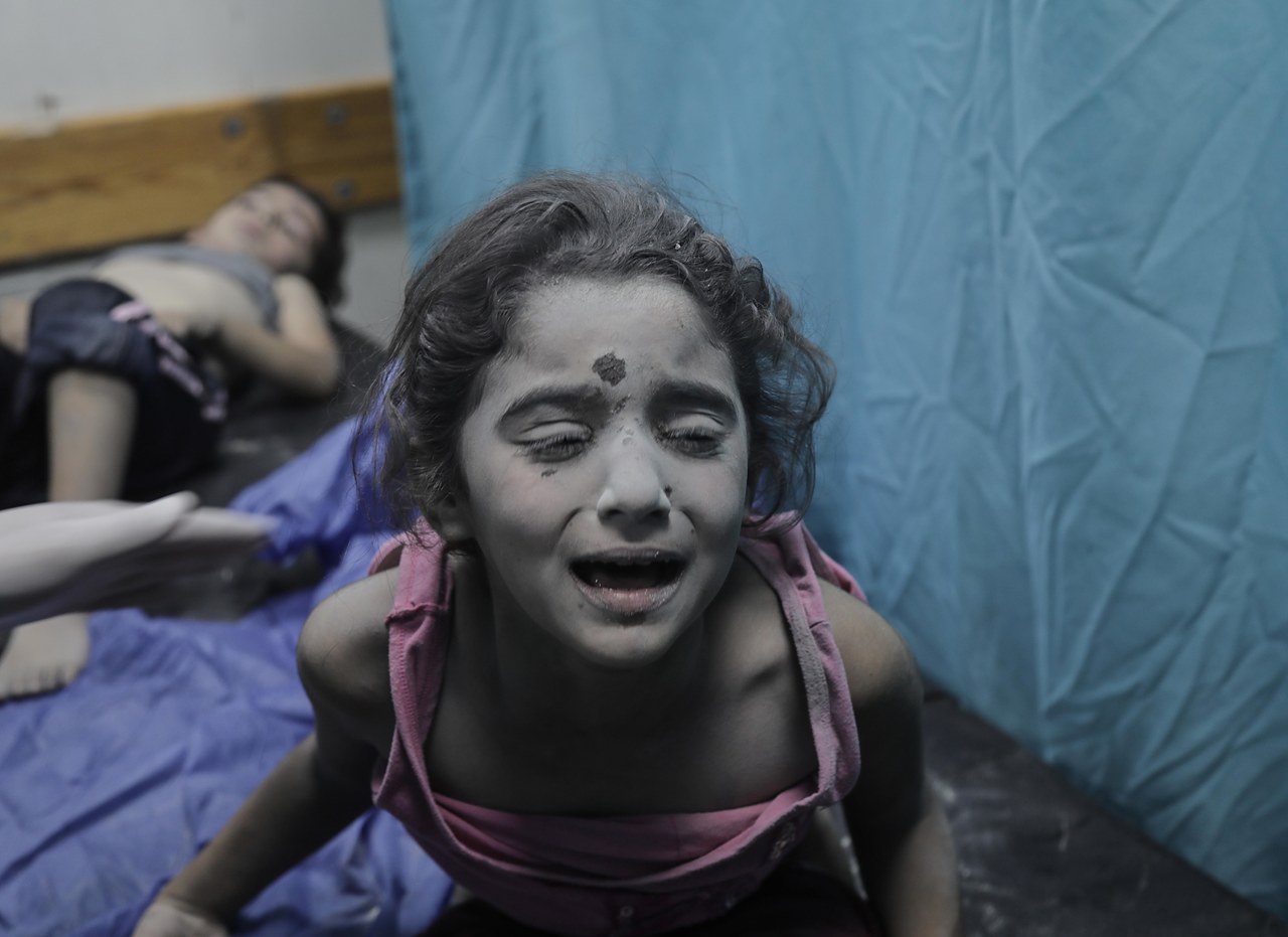"Atak na bezprecedensową skalę". Kilkaset osób zginęło w szpitalu w Gazie