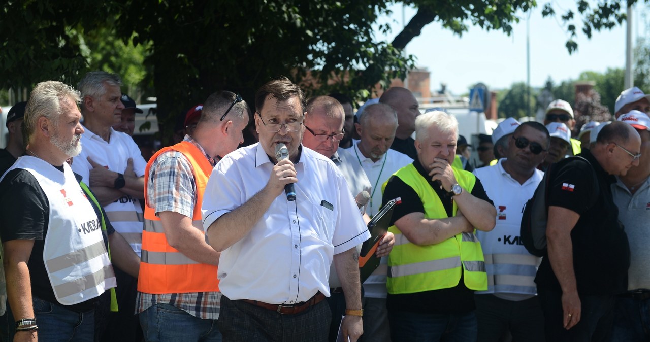 "Chcemy dymisji ministra Energii". Protest górników przed siedzibą PiS