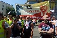 "Chcemy dymisji ministra Energii". Protest górników przed siedzibą PiS