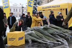 "Choinki pod choinkę" w Nowym Sączu 