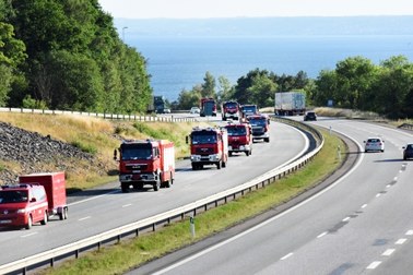 "Dziękujemy!", "Jesteście bohaterami". Polscy strażacy ruszają do akcji gaszenia pożarów w Szwecji