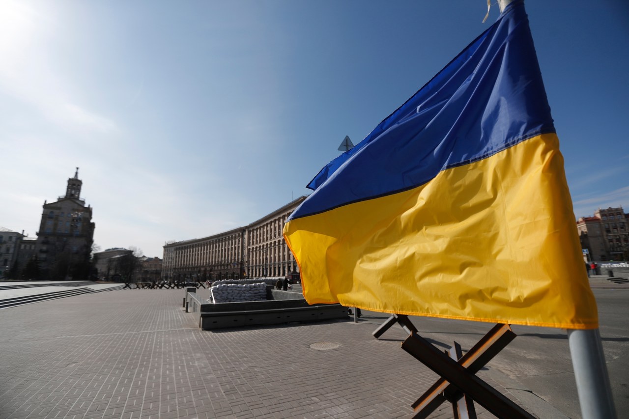 "I niech Cię teraz chroni Bóg, niech skrzydła swe rozłoży Anioł Stróż"