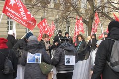 "Jestem niepełnosprawny, jestem głodny". Protest rodziców niepełnosprawnych dzieci