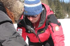 "Lawinowe ABC" - specjaliści radzą jak zachować się zimą w górach 