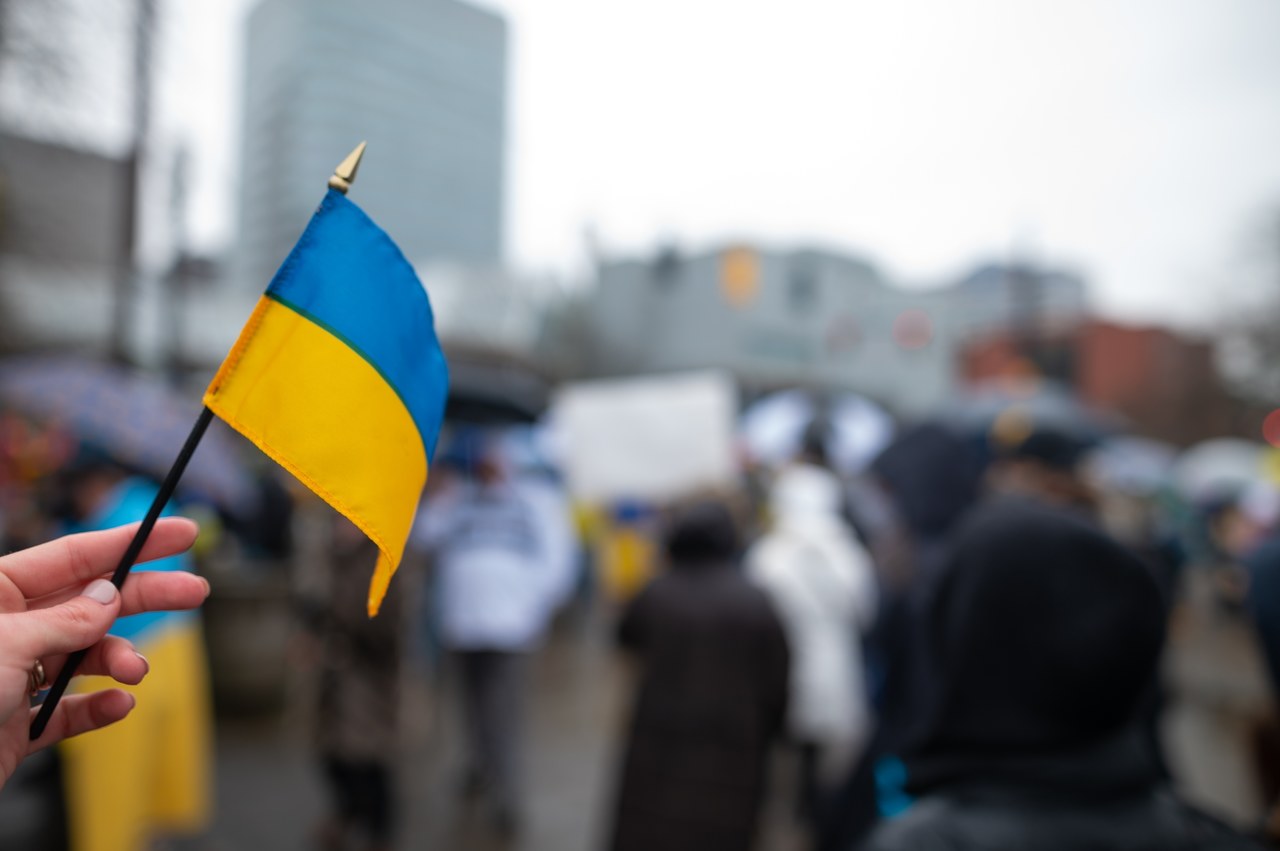 "Możliwe brutalne ataki". Mieszkańcy opuszczają Kijów