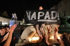 "Nie odpuszczamy!". Polacy wyszli na ulice protestować przeciw zmianom w sądownictwie